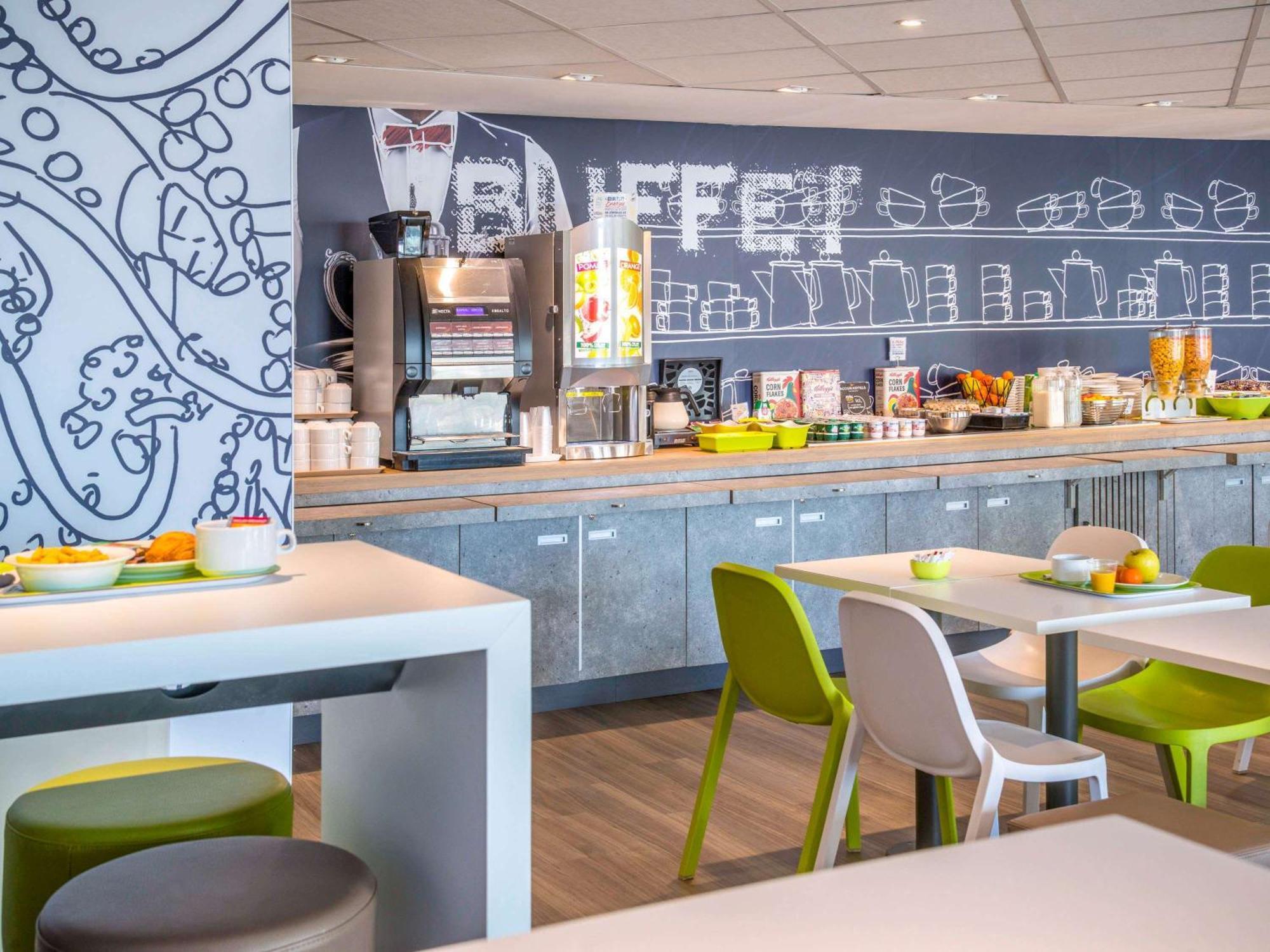 Ibis Budget Californie Lenval Hotel